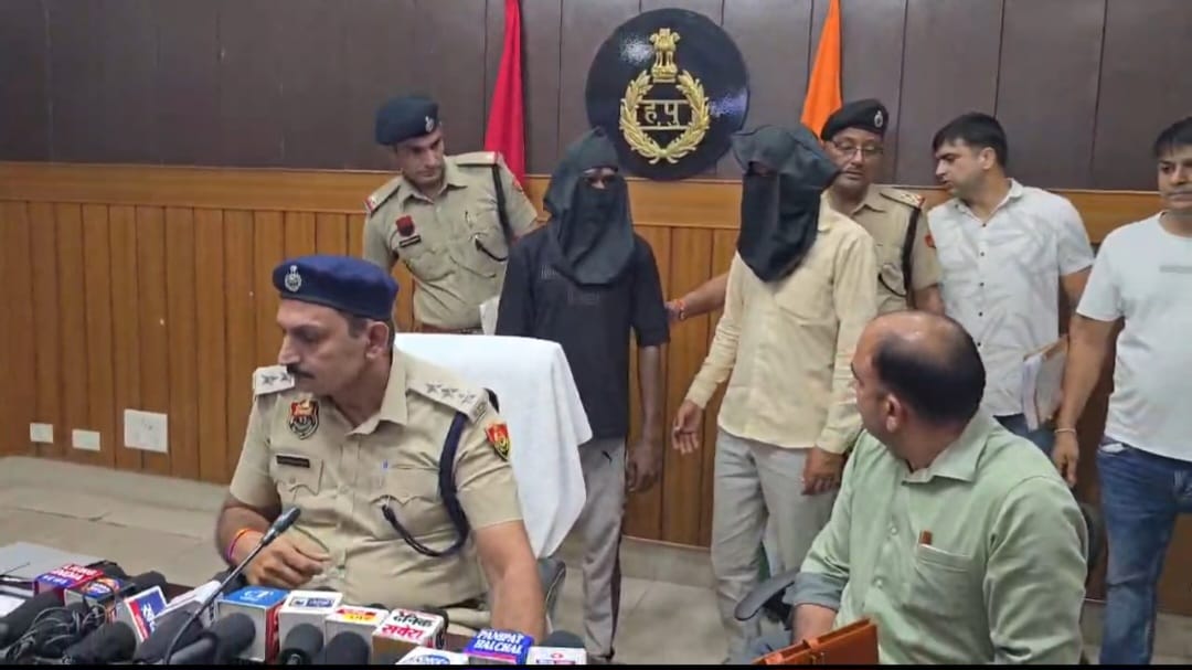 नशे की लत और पैसे कमाने की चाह हथियार के बल पर लूट करने वाले दो आरोपी गिरफ्तार
