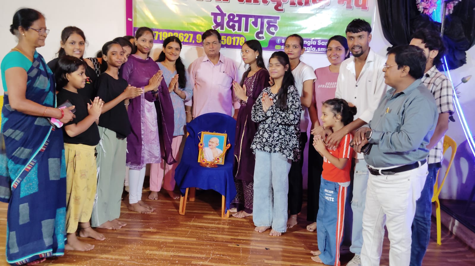 गांधी-शास्त्री के आदेशों को आत्मसात करने का लिया संकल्प